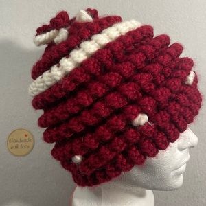 *NEW*! Handmade Knitted Toque/Hat